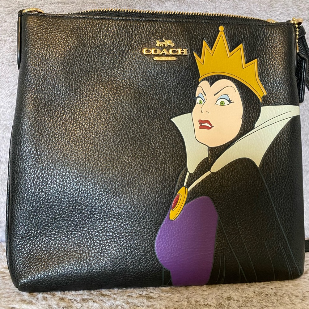 Coach x Disney Rowan file crossbody leather Shoulder Bag with Evil Queen Design